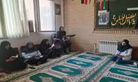 مراسم آیینی زیارت عاشورا با حضور کارکنان و متصدیان محترم، در محل نمازخانه مرکز بهداشت غرب کرج 