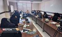 سلسله نشست های تبیین معروف با موضوع عفاف و حجاب برای كارمندان ادارات
